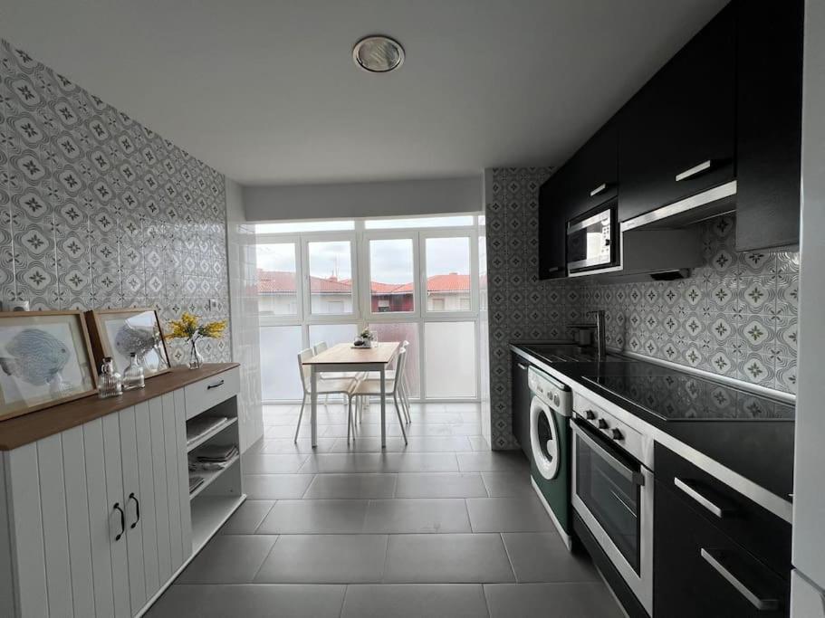 Coqueto Apartamento Junto Al Mar Bermeo Luaran gambar