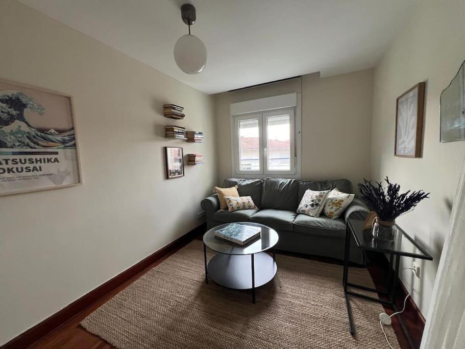 Coqueto Apartamento Junto Al Mar Bermeo Luaran gambar