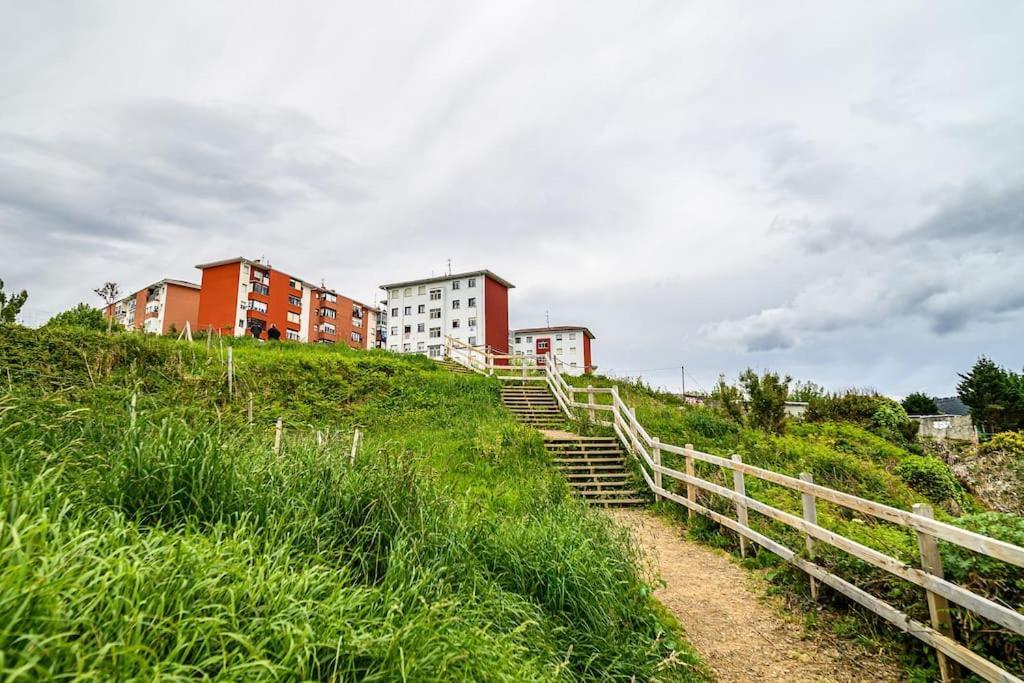 Coqueto Apartamento Junto Al Mar Bermeo Luaran gambar